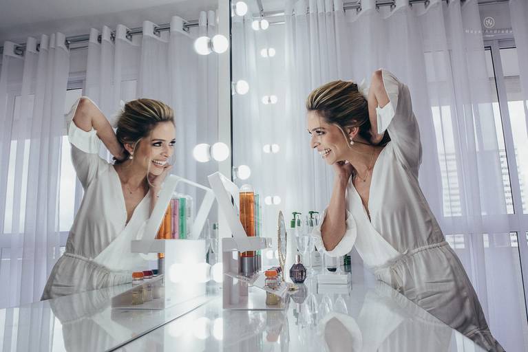 Fotografa mundialmente premiada com fotografias de casamento de impacto com arte emoçao foto de noivas e noivos diferenciado Nayara Andrade fotografia de Santos para Sao Paulo com pre wedding e destination wedding. Imagens incriveis de casamento