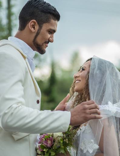 Fotografao Nayara Andrade do litoral de Sao Paulo em Santos com selo top of mind em qualidade premios internacionais fotografa mais premiada da regiao e mais bem conceituada entre os clientes e critica arte e sensibilidade em fotografias unicas