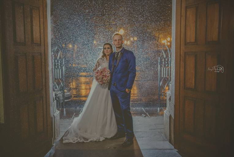 Fotografa de cassamentos premiada internacionalmente. Fotografa de sentimentos verdadeiros. FOtografia de casamento com arte. Portfolio de fotografa premiada.