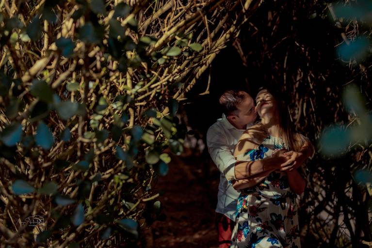 Fotografao Nayara Andrade do litoral de Sao Paulo em Santos com selo top of mind em qualidade premios internacionais fotografa mais premiada da regiao e mais bem conceituada entre os clientes e critica arte e sensibilidade em fotografias unicas