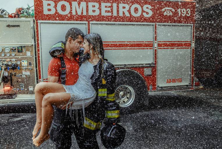 Fotografa de cassamentos premiada internacionalmente. Fotografa de sentimentos verdadeiros. FOtografia de casamento com arte. Portfolio de fotografa premiada.