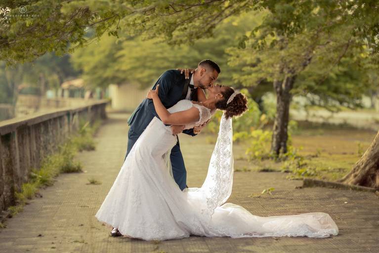 Fotografao Nayara Andrade do litoral de Sao Paulo em Santos com selo top of mind em qualidade premios internacionais fotografa mais premiada da regiao e mais bem conceituada entre os clientes e critica arte e sensibilidade em fotografias unicas
