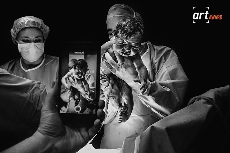 Fotografa de santos na baixada santista mais premiada da regiao com premios internacionais em fotografia de casamento. Melhor fotografa de santos com premios internacionais Uma das fotografas mais premiadas do mundo meninanay