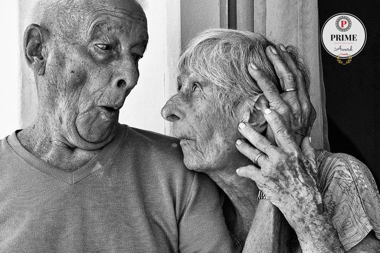 Fotografa de santos na baixada santista mais premiada da regiao com premios internacionais em fotografia de casamento. Melhor fotografa de santos com premios internacionais Uma das fotografas mais premiadas do mundo meninanay