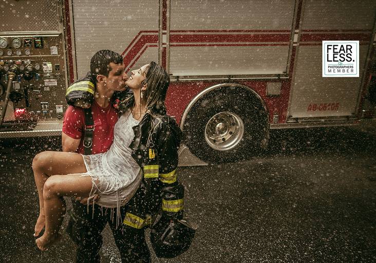 Fotografa de santos na baixada santista mais premiada da regiao com premios internacionais em fotografia de casamento. Melhor fotografa de santos com premios internacionais 