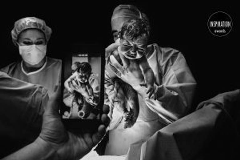 Fotografofotografa mais premiada da baixada santista santos sao vicente e praia grande com fotografias impactantes e sensiveis. Fotografa representante da região no país e no mundo.