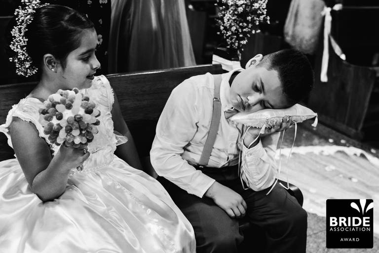 Fotografa de santos na baixada santista mais premiada da regiao com premios internacionais em fotografia de casamento. Melhor fotografa de santos com premios internacionais Uma das fotografas mais premiadas do mundo meninanay