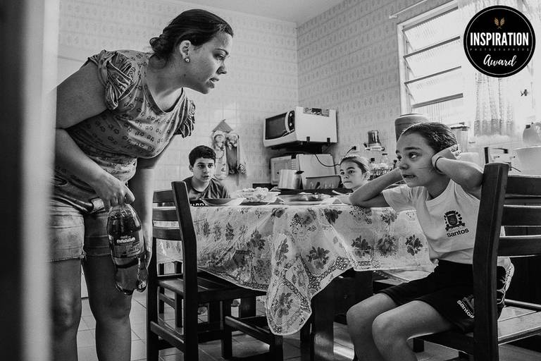 Fotografa de santos na baixada santista mais premiada da regiao com premios internacionais em fotografia de casamento. Melhor fotografa de santos com premios internacionais Uma das fotografas mais premiadas do mundo meninanay