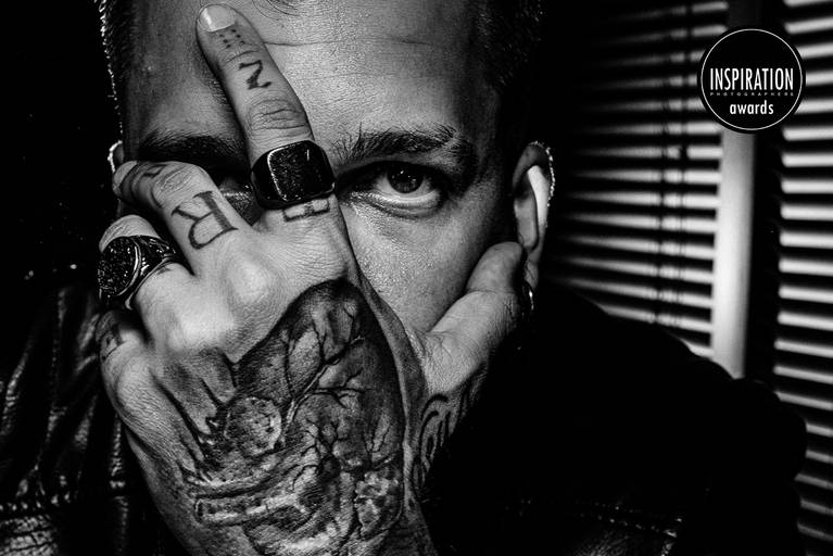 Uma das fotografas mais prmiadas do mundo Nayara Andrade é especialista em fotografia de pessoas seja retrato, casamentos, corporativos ou comemoracoes. Estilo unico com luz artistica  a fotografa de Santos Sao Paulo é destaque em territorio nacional 