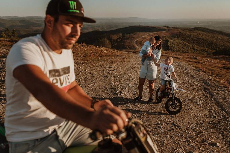 melhores fotografos de aveiro; top 10 fotografos de família de aveiro; melhores fotografias de família; daniel lobo fotografia; família; crianças; bebés; gravida; sessão de familia; sessão de gravidez; sessão crianças