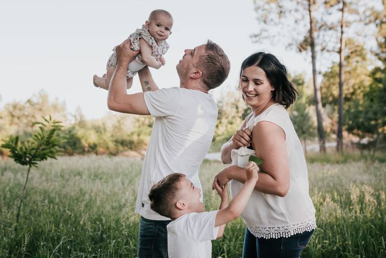 melhores fotografos de aveiro; top 10 fotografos de família de aveiro; melhores fotografias de família; daniel lobo fotografia; família; crianças; bebés; gravida; sessão de familia; sessão de gravidez; sessão crianças