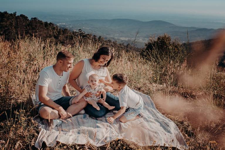 melhores fotografos de aveiro; top 10 fotografos de família de aveiro; melhores fotografias de família; daniel lobo fotografia; família; crianças; bebés; gravida; sessão de familia; sessão de gravidez; sessão crianças