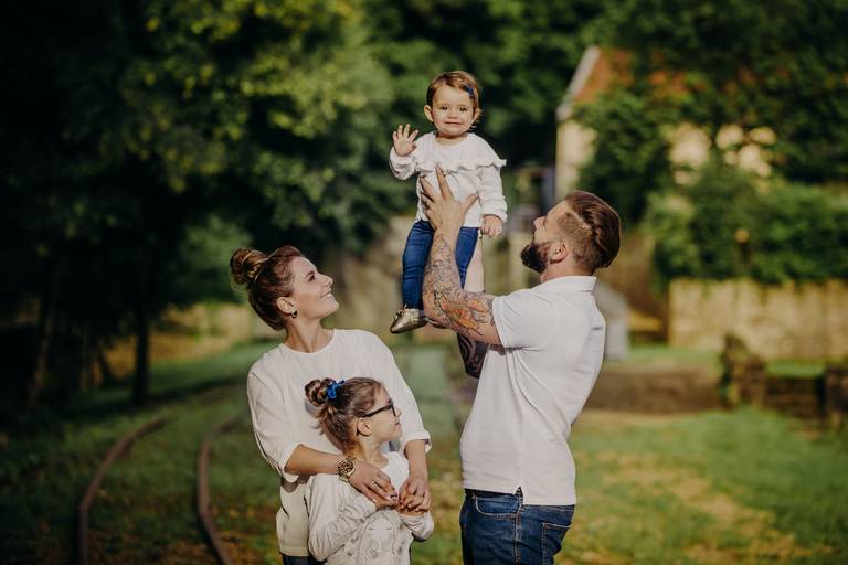 melhores fotografos de aveiro; top 10 fotografos de família de aveiro; melhores fotografias de família; daniel lobo fotografia; família; crianças; bebés; gravida; sessão de familia; sessão de gravidez; sessão crianças