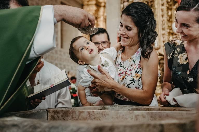 melhores fotografos de aveiro; top 10 fotografos de batizados aveiro; melhores fotografias de batizados; daniel lobo fotografia; fotografia família; batizados em aveiro; fotografia de batizado; sever do vouga; batizado em aveiro