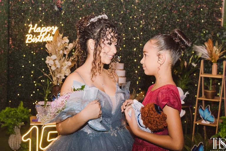 debutante com irmã mais nova festa 15 anos - fotografa em sbc sp