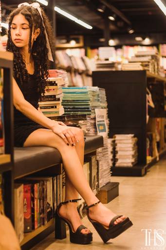 Ensaio feminino na livraria leitura no shopping metropolis - fotografa em são bernardo do campo - sp 