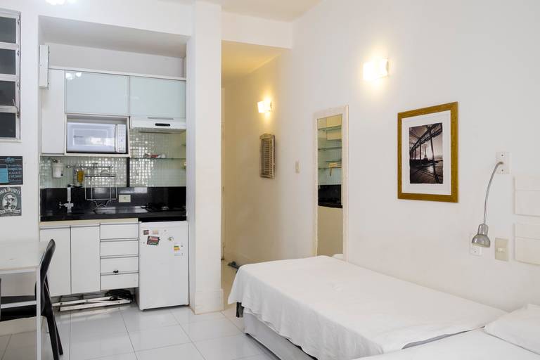 Fotografia imobiliária - interiores com luz natural. Flavia Mendes Photography