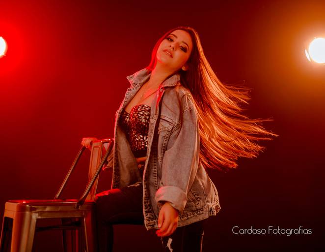 ensaio teen com led vermelho