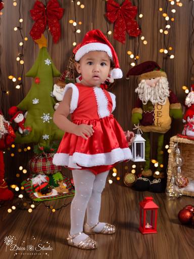 Ensaio de Natal- Presente de Natal- Meu Primeiro Natal-Fotografa de família-Vestida de Noel-newborn-sessão de Natal-infantil-acompanhamento-Drica Studio fotografia-fotógrafa em Xinguara-Fotografa de bebês-Pará.