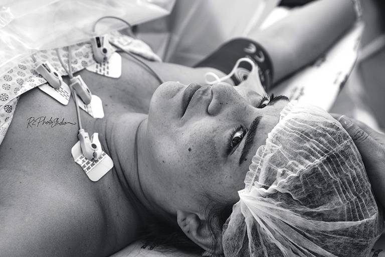 Foto de Mamãe aguardando o nascimento do bebe