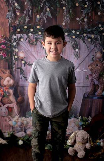 Cinthia Toledo, fotógrafa, mini sessão, pascoa, pascoa 2021, Malden-MA, fotografia infantil, cenário páscoa, ensaio fotográfico infantil