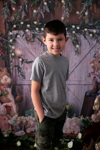 Cinthia Toledo, fotógrafa, mini sessão, pascoa, pascoa 2021, Malden-MA, fotografia infantil, cenário páscoa, ensaio fotográfico infantil