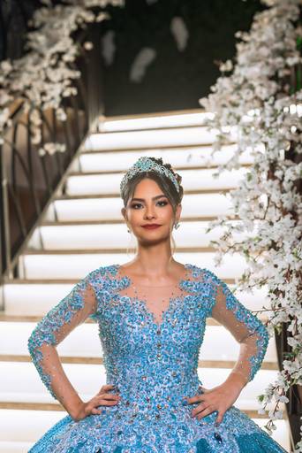 Salão de festa escada para 15 anos