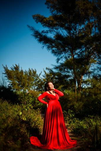 Ensaio de gestante vestido vermelho 