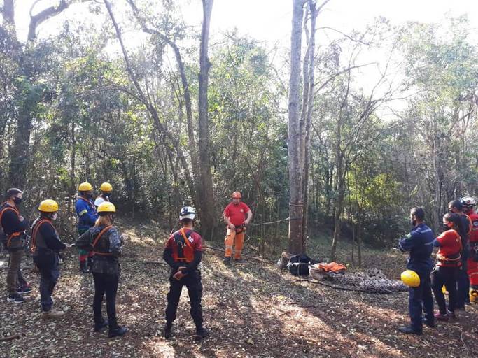 Instrução do Diretor da empresa e Coordenador do curso Diogne