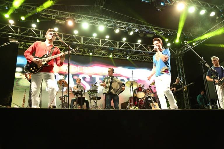 CelsoVick_EntoadaNordedtina_SãoCaetanoDoSul_Rastapé