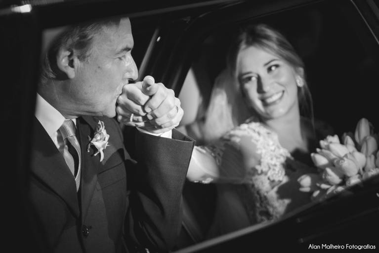 casamento-de-dia-fotógrafo-de-casamento-fotógrafo-em-Marília-Noivo-Noiva-vestido-pré-wedding-fotógrafoemmarília-aliança-casamento-fotos-bolo-zankyu-albumdecasamento-Moinho Matarazzo-Marília-Isabel Cabeleireira