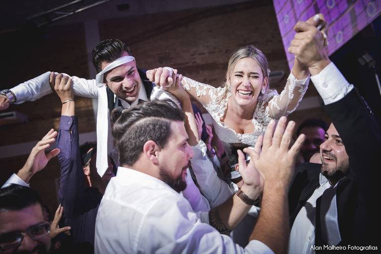 casamento-de-dia-fotógrafo-de-casamento-fotógrafo-em-Marília-Noivo-Noiva-vestido-pré-wedding-fotógrafoemmarília-aliança-casamento-fotos-bolo-zankyu-albumdecasamento-Moinho Matarazzo-Marília-Isabel Cabeleireira