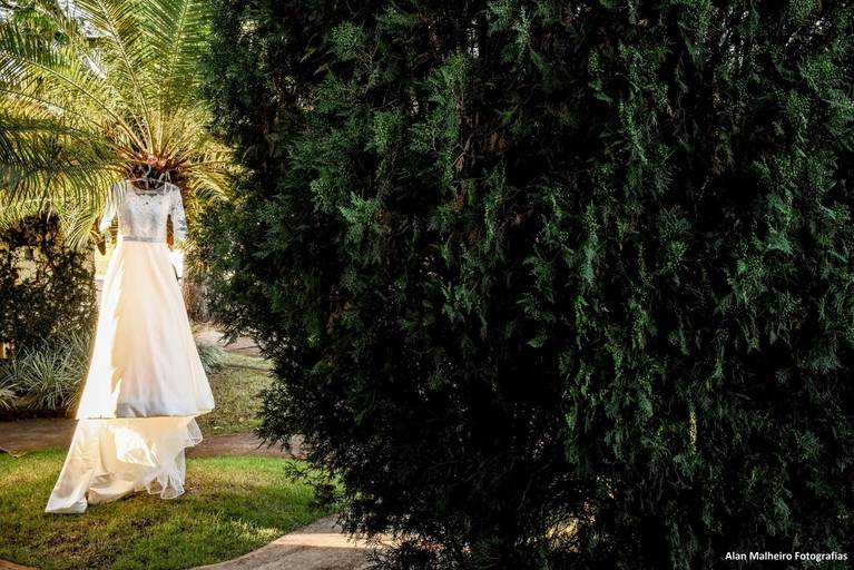 casamento-de-dia-fotógrafo-de-casamento-fotógrafo-em-Marília-Noivo-Noiva-vestido-pré-wedding-fotógrafoemmarília-aliança-casamento-fotos-bolo-zankyu-albumdecasamento-Ourinhos-Lelui Buffet