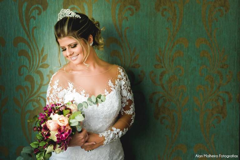 casamento-de-dia-fotógrafo-de-casamento-fotógrafo-em-Marília-Noivo-Noiva-vestido-pré-wedding-fotógrafoemmarília-aliança-casamento-fotos-bolo-zankyu-album-Espaço Sunset-Marília-SP-Mari cabelo e estetica