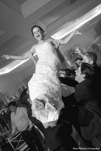 casamento-de-dia-fotógrafo-de-casamento-fotógrafo-em-Marília-Noivo-Noiva-vestido-pré-wedding-fotógrafoemmarília-aliança-casamento-fotos-bolo-zankyu-albumdecasamento-Associação dos Engenheiros-Marília-SP-Sergio Murilo