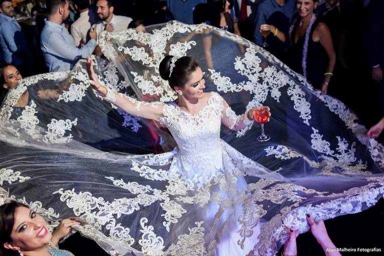 casamento-de-dia-fotógrafo-de-casamento-fotógrafo-em-Marília-Noivo-Noiva-vestido-pré-wedding-fotógrafoemmarília-aliança-casamento-fotos-bolo-zankyu-albumdecasamento-Chosmalal