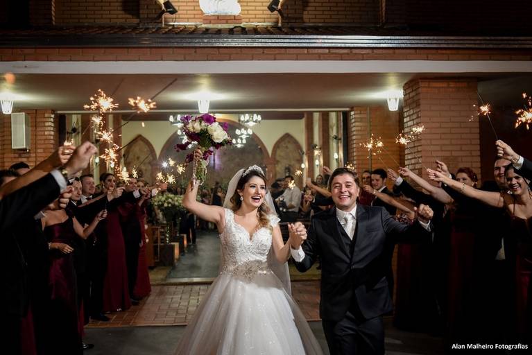 casamento-de-dia-fotógrafo-de-casamento-fotógrafo-em-Marília-Noivo-Noiva-vestido-pré-wedding-fotógrafoemmarília-aliança-casamento-fotos-bolo-zankyu-albumdecasamento-IgrejaNossaSenhoradeFatima