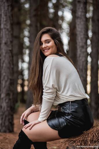 fotógrafo-de-casamento-fotógrafo em Marília-debutante-buffet Planalto-fotógrafo de marília-moinho matarazzo-Adriana Zequini-Thita Marcon-Grand Salon-Fotógrafo Social-vestido de debutante-15anos-decoração de 15 anos-15 anos-bolo de 15 anos