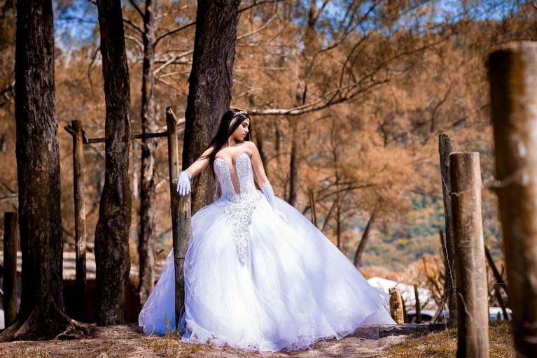 Ensaio externo de debutante em Grumari RJ