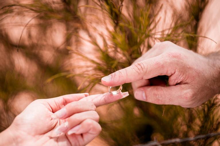 Ensaio de casal pré wedding realizado em Grumari no Rio de Janeiro

Carol e Leandro