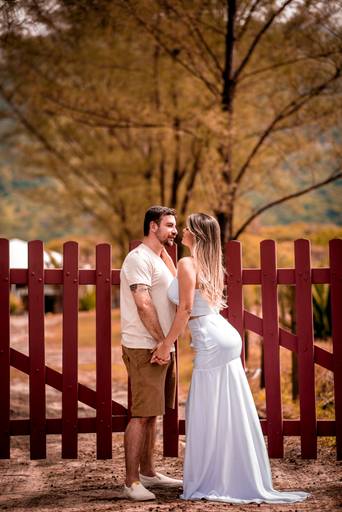 Ensaio de casal pré wedding realizado em Grumari no Rio de Janeiro

Carol e Leandro