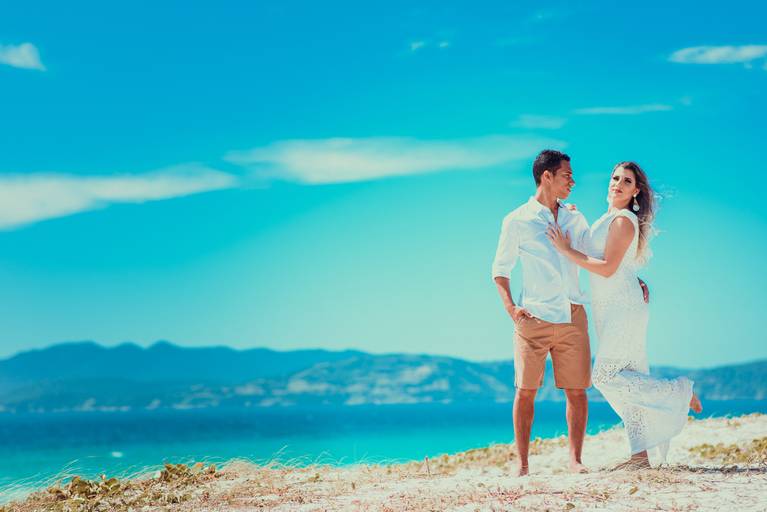 Ensaio de casal pré wedding realizado em Cabo Frio no Rio de Janeiro

Thauany e Rafael