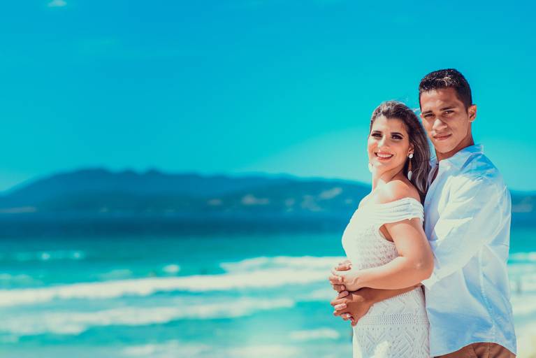 Ensaio de casal pré wedding realizado em Cabo Frio no Rio de Janeiro

Thauany e Rafael