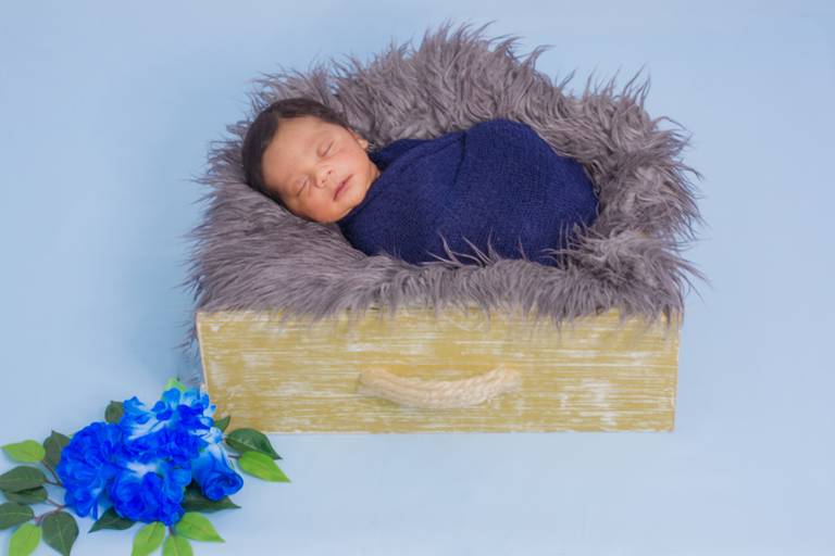 ■ N E W B O R N ■  