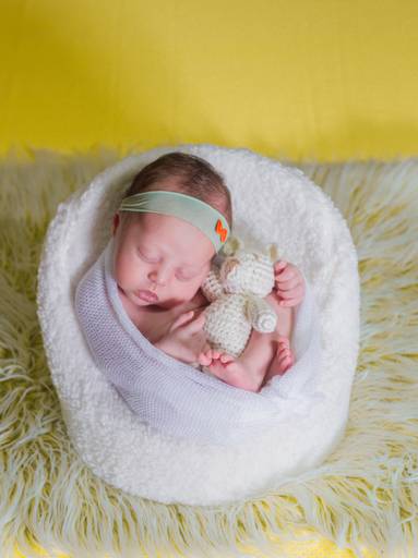 ■ N E W B O R N ■  