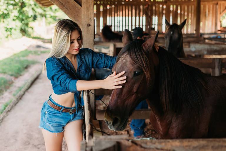 ensaio flavio marques, ensaio feminino, ensaio mulher, sensual, fotos criativas, fotos tumblr, fotos lifestyle, flávio marques xinguara, fotógrafo de xinguara, flavio, fotos sensuais, sexy, fotos mulheres, fotos criativas, ensaio sozinha