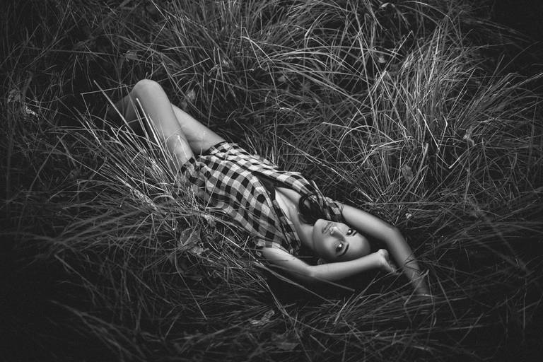 ensaio flavio marques, ensaio feminino, ensaio mulher, sensual, fotos criativas, fotos tumblr, fotos lifestyle, flávio marques xinguara, fotógrafo de xinguara, flavio, fotos sensuais, sexy, fotos mulheres, fotos criativas, ensaio sozinha