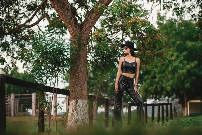 ensaio flavio marques, ensaio feminino, ensaio mulher, sensual, fotos criativas, fotos tumblr, fotos lifestyle, flávio marques xinguara, fotógrafo de xinguara, flavio, fotos sensuais, sexy, fotos mulheres, fotos criativas, ensaio sozinha