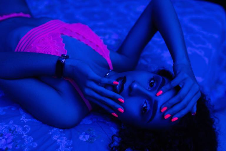 ensaio flavio marques, ensaio feminino, ensaio mulher, sensual, fotos criativas, fotos tumblr, fotos lifestyle, flávio marques xinguara, fotógrafo de xinguara, flavio, fotos sensuais, sexy, fotos mulheres, fotos criativas, ensaio sozinha