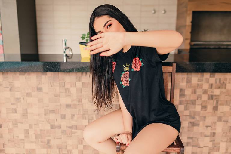 ensaio flavio marques, ensaio feminino, ensaio mulher, sensual, fotos criativas, fotos tumblr, fotos lifestyle, flávio marques xinguara, fotógrafo de xinguara, flavio, fotos sensuais, sexy, fotos mulheres, fotos criativas, ensaio sozinha